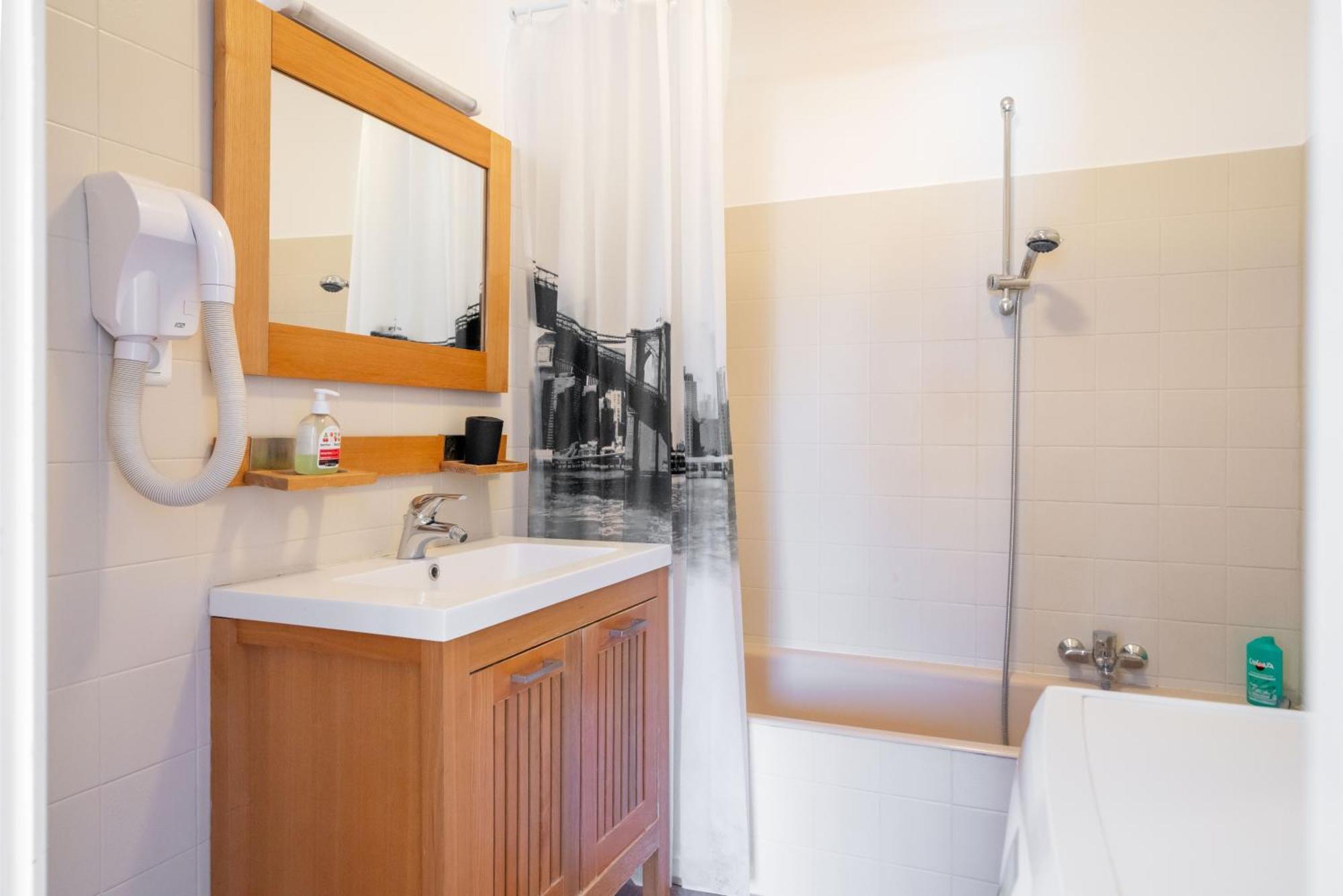 Apartment Spacieux 3 Pieces A 5 Min Des Plages *